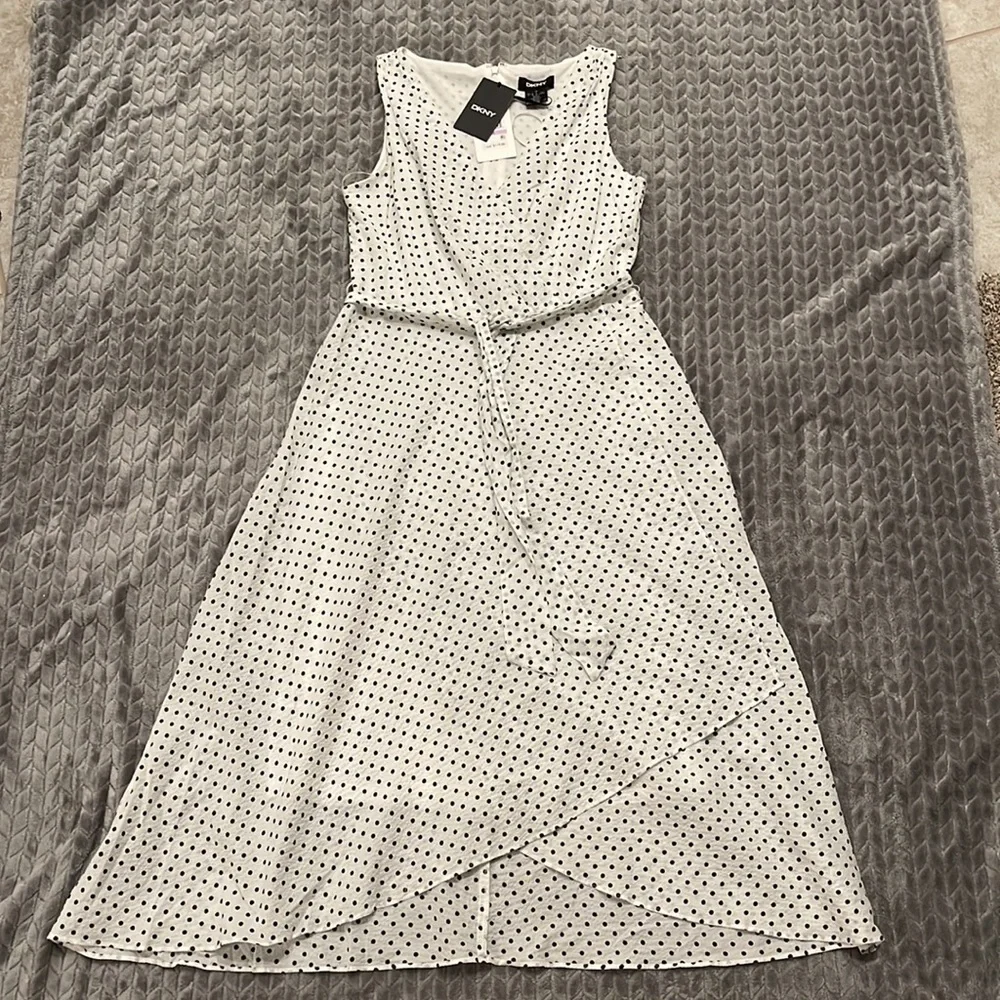 NWT DKNY Midi Faux Wrap Chiffon/crepe Black & White Dress - Picture 2 of 12